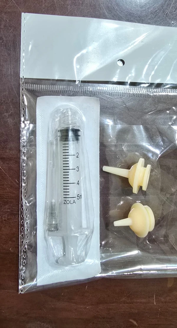 68c7a0cf_kitten-milk-syringe-with-2-feeding-nipples