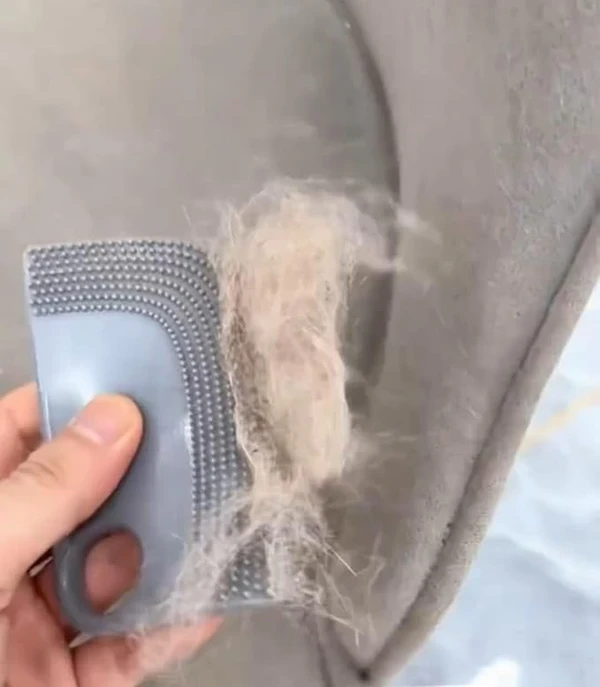 68f2aeb6_pet-hair-remover-brush-reusable-silicone-fur-cleaner-for-furniture-clothes-car