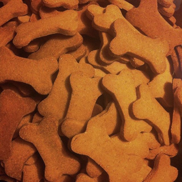 Three Snouts Peanut Butter Cookies 150g